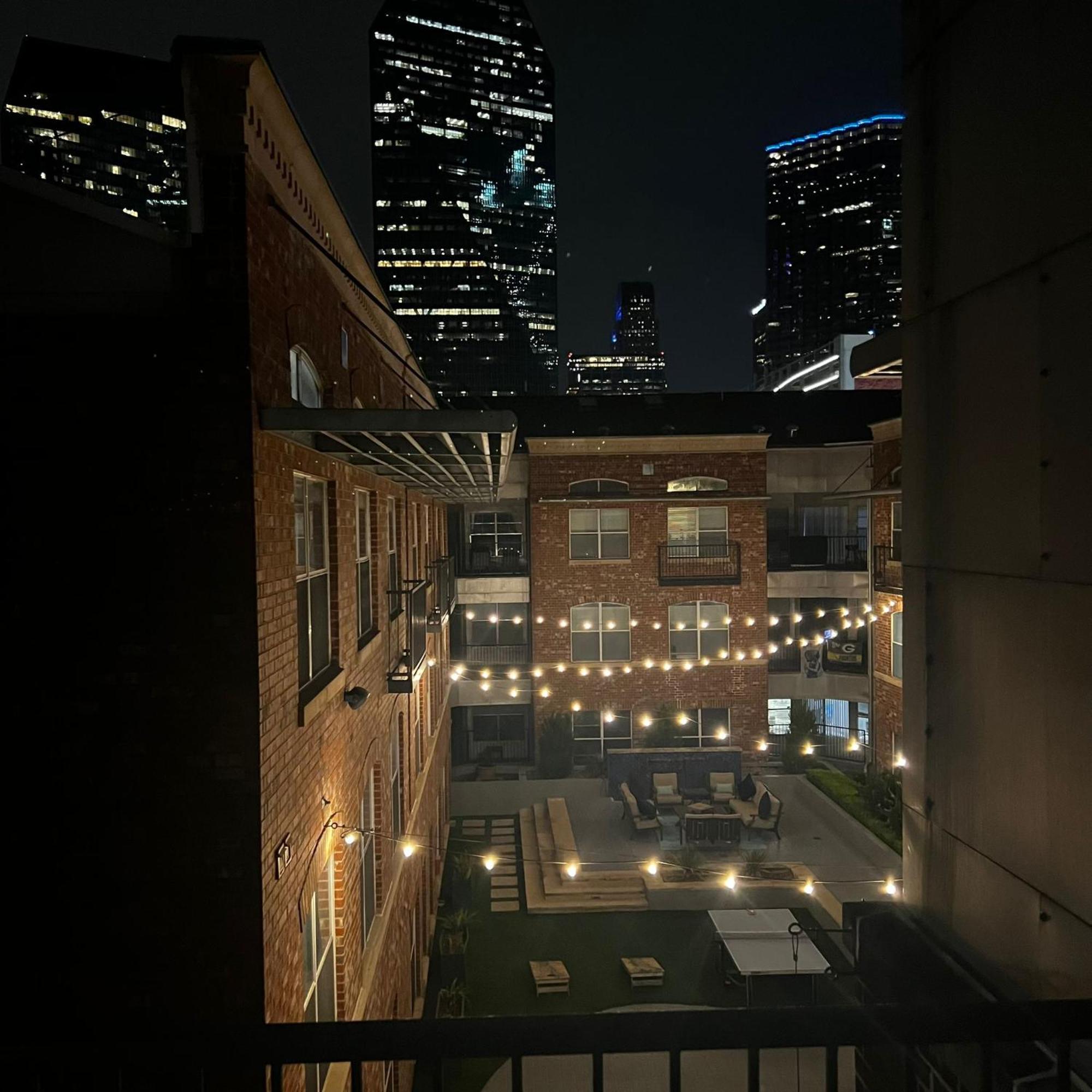 Loft Style 2Br Apt I Dallas City Center I Pool I Gym I Workspace I Pets Apartment Ngoại thất bức ảnh